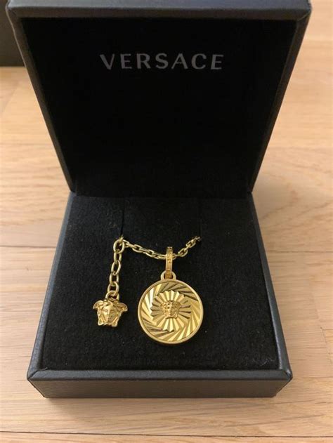 versace kette kaufen|Versace Ketten » Kaufen Sie + 92 Produkte online.